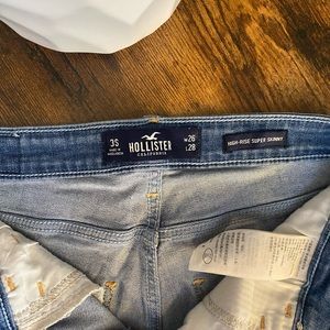 Hollister High-Rise Super Skinny Jeans